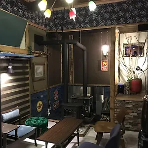ゲストハウス Shabby House